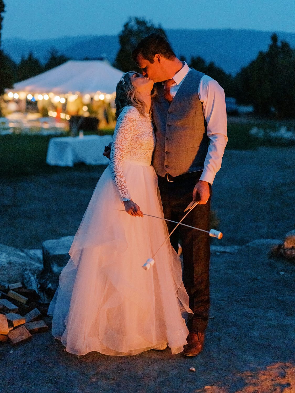Read more about the article UTAH’S RUSTIC, COUNTRY, WEDDING VENUE